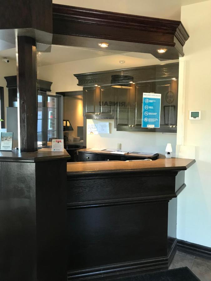 Hotel Marineau Shawinigan Eksteriør billede